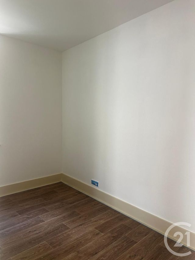Appartement F2 à louer - 3 pièces - 43.5 m2 - SEPTEUIL - 78 - ILE-DE-FRANCE - Century 21 Agence De Diane