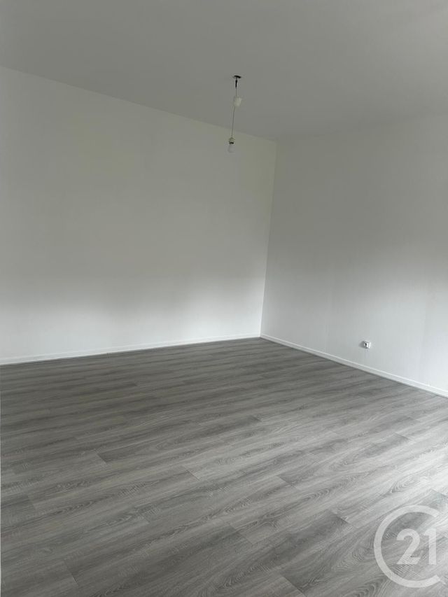 maison à louer - 3 pièces - 75.42 m2 - EZY SUR EURE - 27 - HAUTE-NORMANDIE - Century 21 Agence De Diane