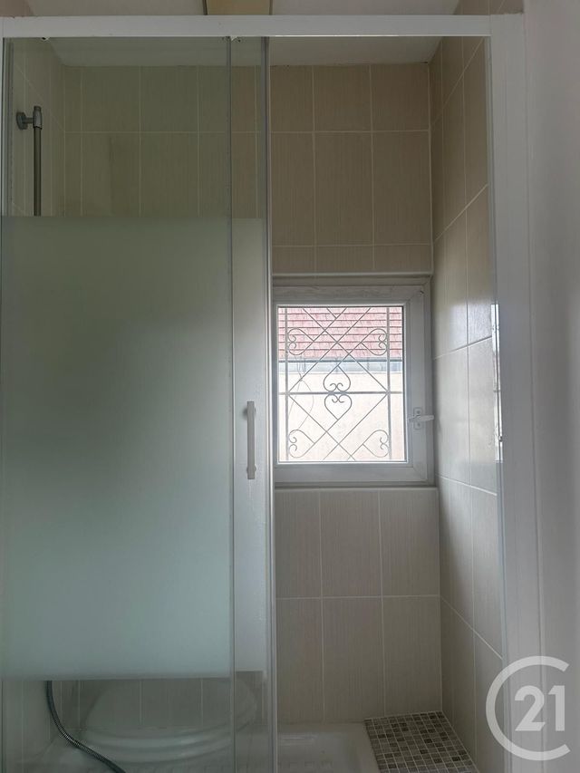 maison à louer - 3 pièces - 75.42 m2 - EZY SUR EURE - 27 - HAUTE-NORMANDIE - Century 21 Agence De Diane