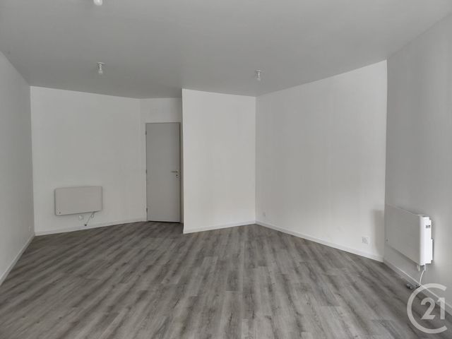Appartement T2 à louer - 2 pièces - 49.0 m2 - NONANCOURT - 27 - HAUTE-NORMANDIE - Century 21 Agence De Diane