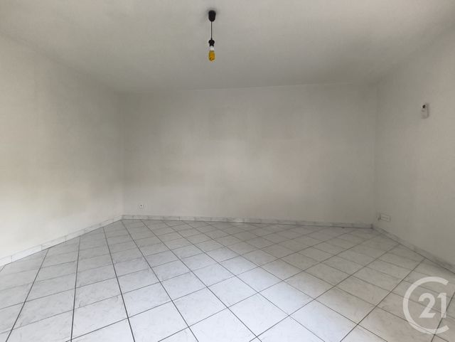 Appartement F2 à louer - 2 pièces - 35.4 m2 - MARCILLY SUR EURE - 27 - HAUTE-NORMANDIE - Century 21 Agence De Diane