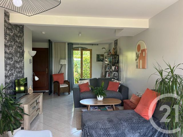 maison à louer - 6 pièces - 100.76 m2 - EZY SUR EURE - 27 - HAUTE-NORMANDIE - Century 21 Agence De Diane