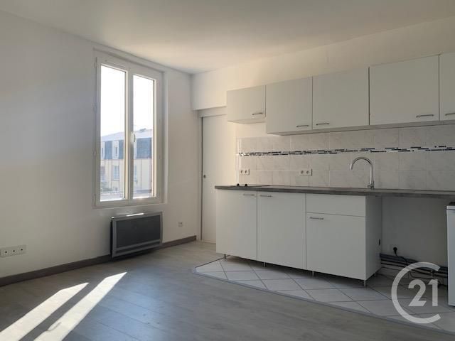 Appartement F1 à louer EZY SUR EURE