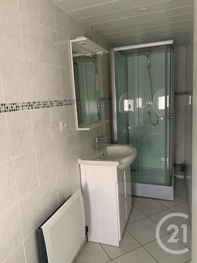 Appartement F1 à louer - 1 pièce - 21.41 m2 - EZY SUR EURE - 27 - HAUTE-NORMANDIE - Century 21 Agence De Diane