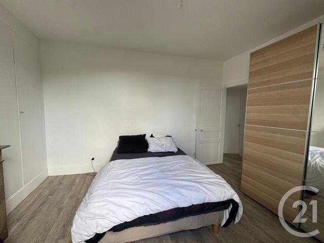Appartement T2 à louer - 2 pièces - 46.5 m2 - GARENNES SUR EURE - 27 - HAUTE-NORMANDIE - Century 21 Agence De Diane
