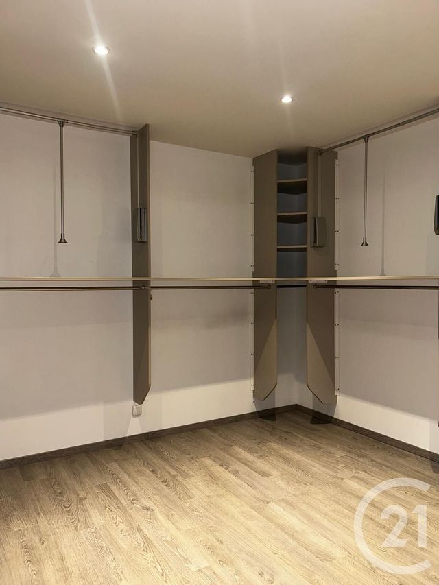 Appartement F7 à louer - 6 pièces - 210.04 m2 - EVREUX - 27 - HAUTE-NORMANDIE - Century 21 Agence De Diane