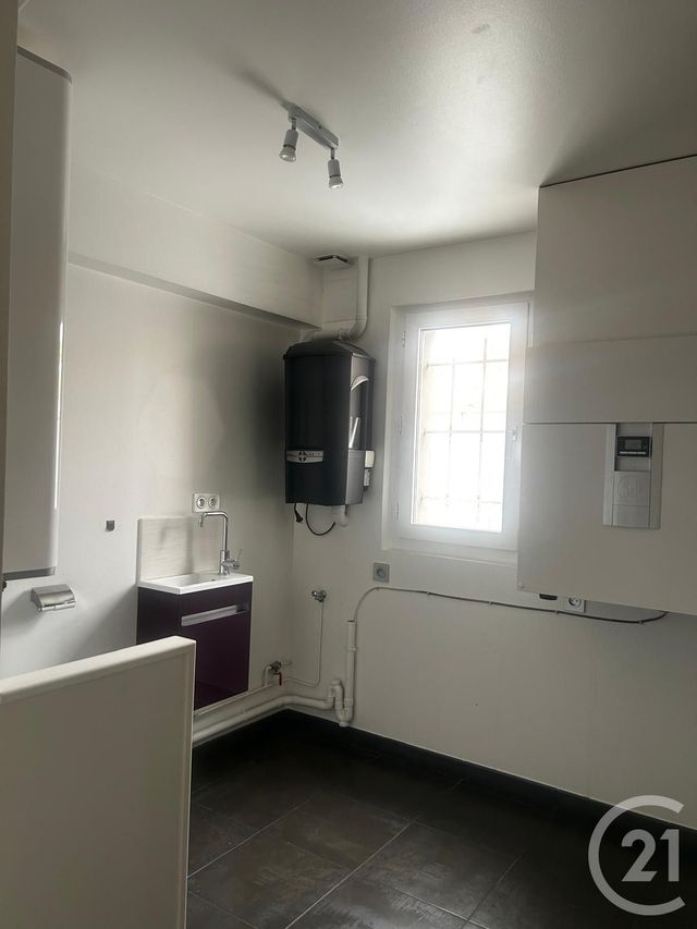 Appartement F7 à louer - 6 pièces - 210.04 m2 - EVREUX - 27 - HAUTE-NORMANDIE - Century 21 Agence De Diane