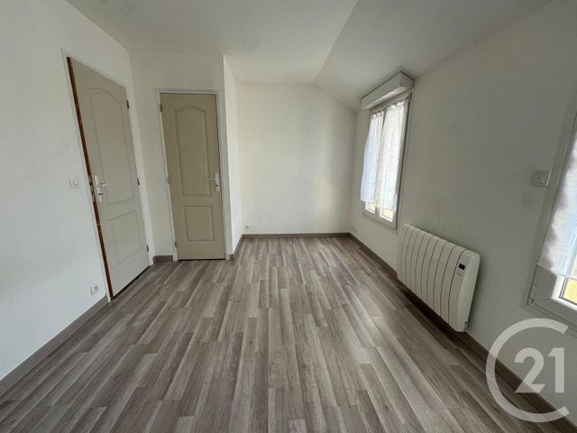 Appartement T2 à louer - 2 pièces - 34.66 m2 - ST REMY SUR AVRE - 28 - CENTRE - Century 21 Agence De Diane