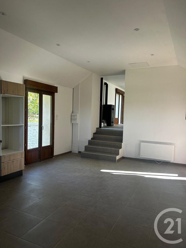 maison à louer - 4 pièces - 130.44 m2 - ST LUBIN DE LA HAYE - 28 - CENTRE - Century 21 Agence De Diane