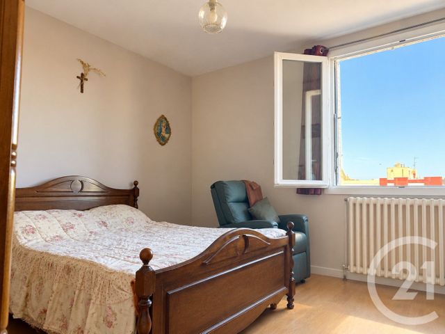 Appartement T3 à vendre - 3 pièces - 62.88 m2 - DREUX - 28 - CENTRE - Century 21 Agence De Diane