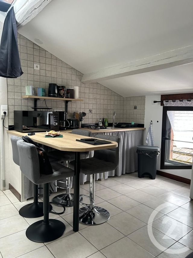 Appartement F2 à louer - 2 pièces - 31.07 m2 - GASNY - 27 - HAUTE-NORMANDIE - Century 21 Agence De Diane