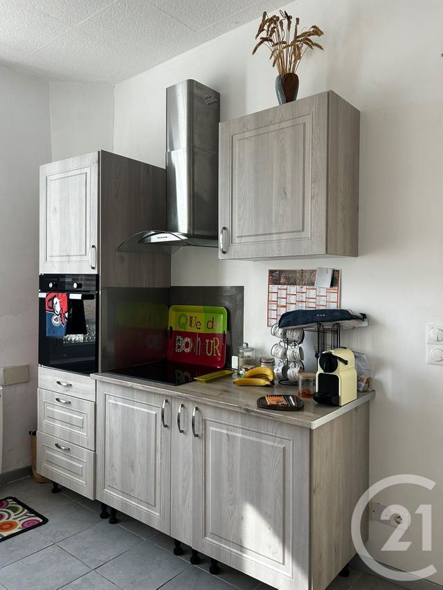 Appartement F3 à louer - 3 pièces - 65.0 m2 - EZY SUR EURE - 27 - HAUTE-NORMANDIE - Century 21 Agence De Diane