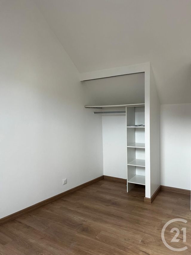 Appartement Triplex à louer - 4 pièces - 58.83 m2 - FOLLAINVILLE DENNEMONT - 78 - ILE-DE-FRANCE - Century 21 Agence De Diane