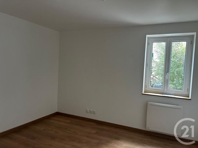 Appartement Triplex à louer - 4 pièces - 58.83 m2 - FOLLAINVILLE DENNEMONT - 78 - ILE-DE-FRANCE - Century 21 Agence De Diane