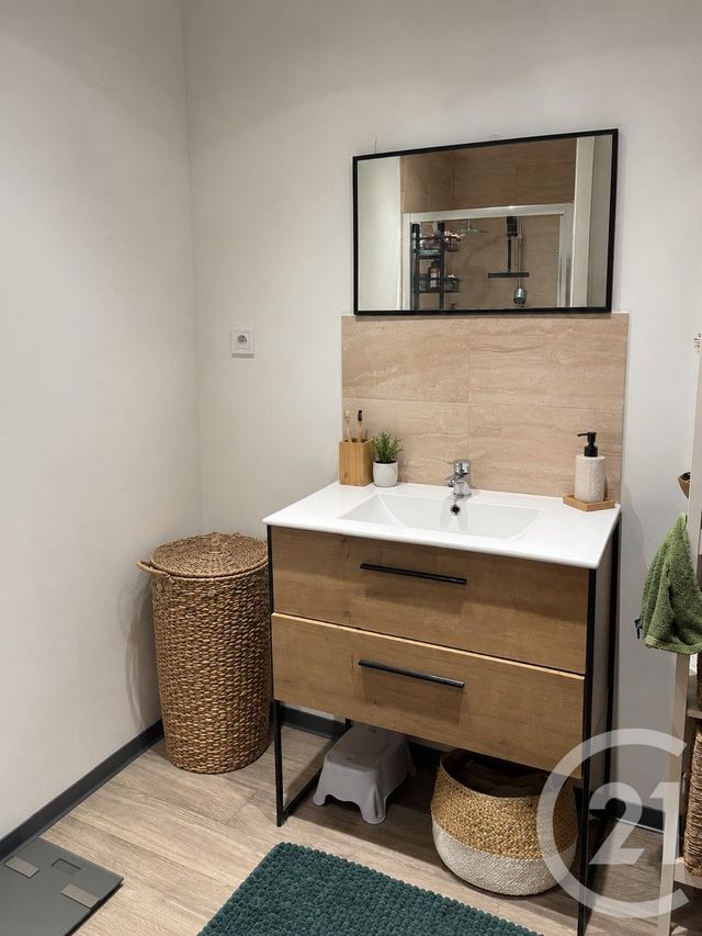 Appartement T3 à louer - 3 pièces - 67.64 m2 - ANET - 28 - CENTRE - Century 21 Agence De Diane