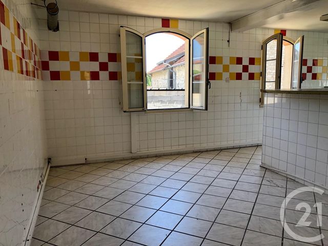 Afficher la photo en grand Appartement à vendre - 2 pièces - 46.0 m2 - IVRY LA BATAILLE - 27 - HAUTE-NORMANDIE - Century 21 Agence De Diane